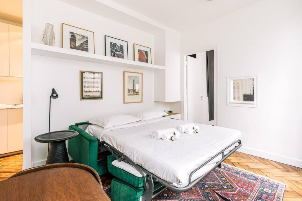 Bright Apartment In The 10Arr. - 4 People Paris Bagian luar foto