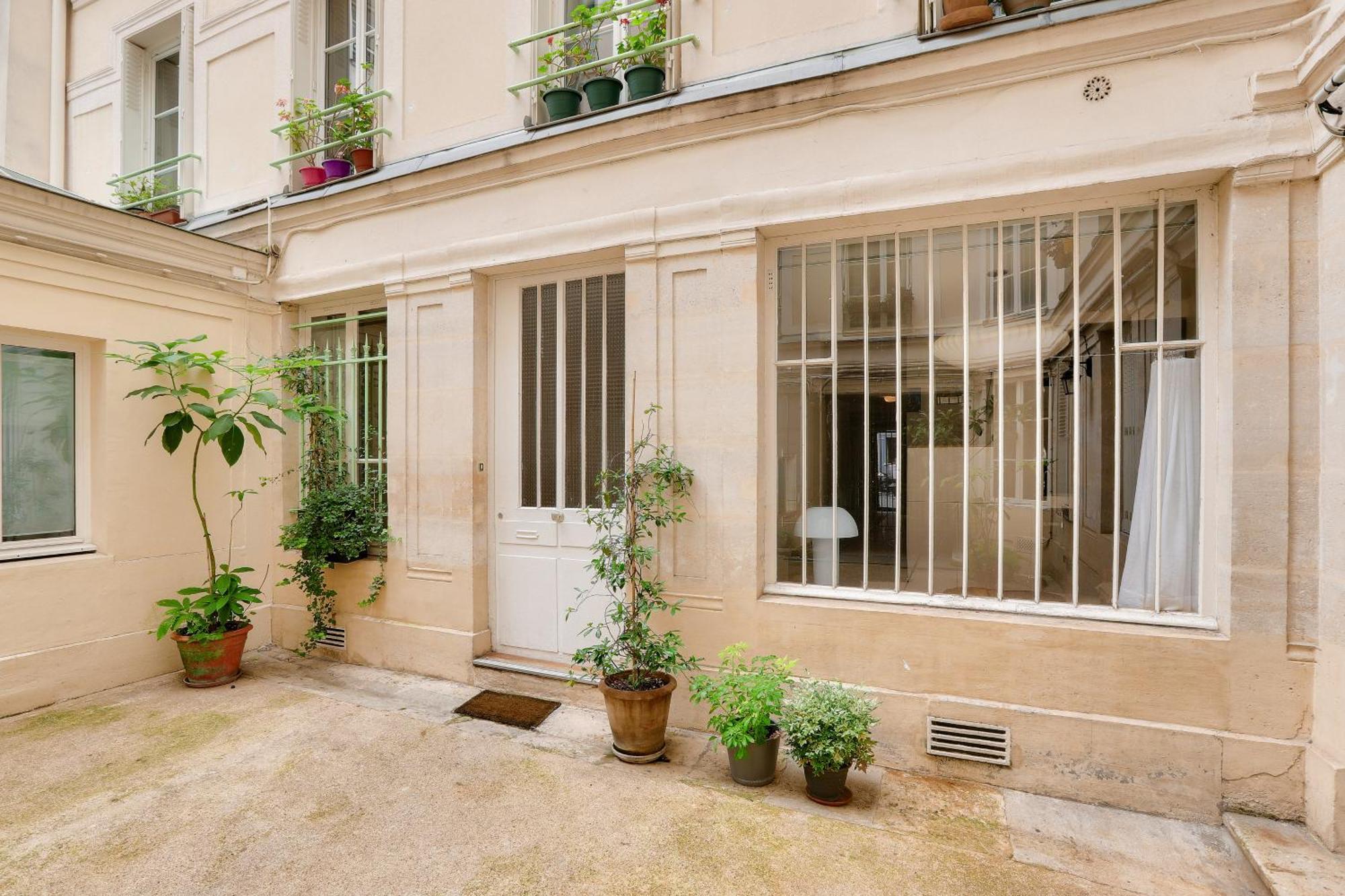Bright Apartment In The 10Arr. - 4 People Paris Bagian luar foto
